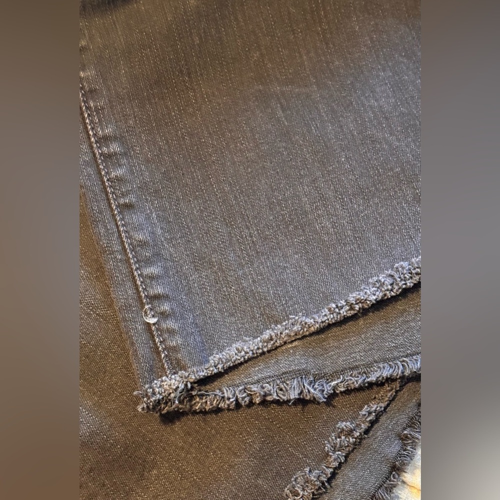 MOTHER Black Denim Jeans Insider Crop Step Fray in Not Guilty Size 30 - Picture 12 of 16